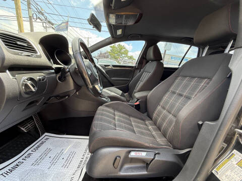 2013 Volkswagen GTI Wolfsburg Edition