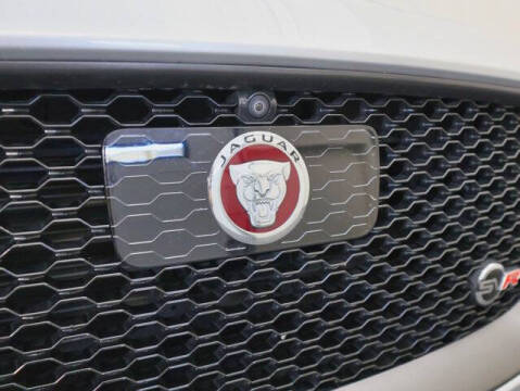 2020 Jaguar F-PACE SVR