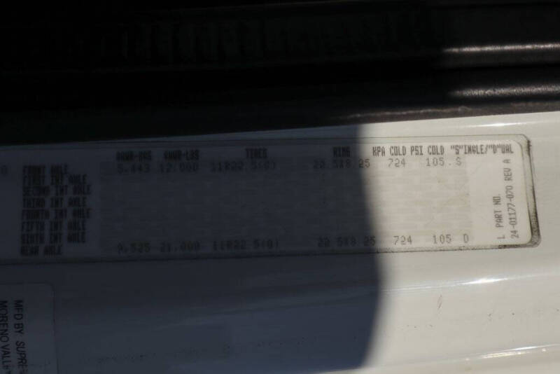 2014 Freightliner M2 106