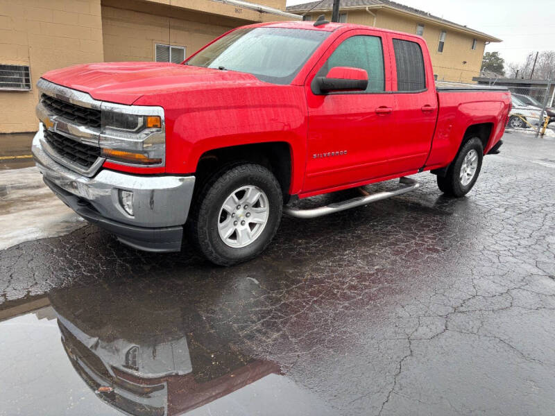 2017 Chevrolet Silverado 1500 for sale at Merriam Auto Sales in Kansas City KS