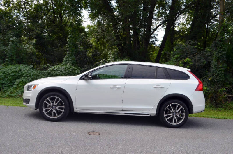 2018 Volvo V60 Cross Country T5 Premier