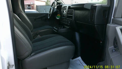 2022 Chevrolet Express 2500