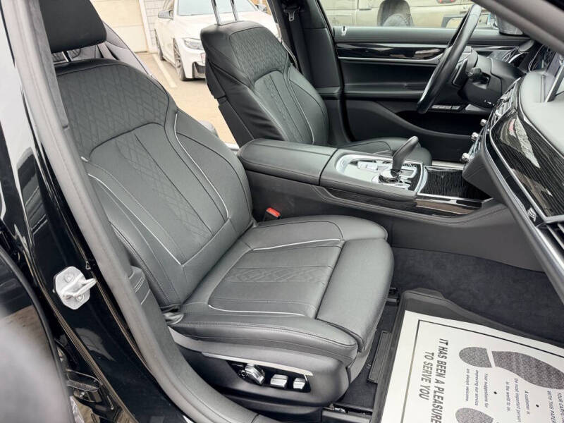 2017 BMW 7 Series 750i