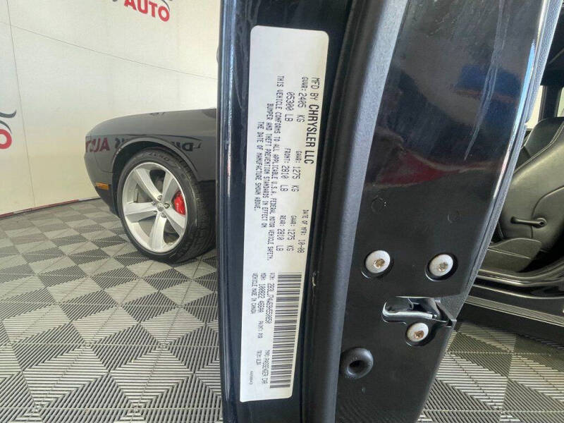 2009 Dodge Challenger SRT8