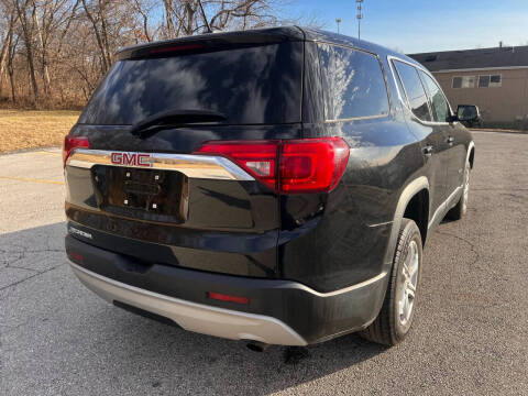 2017 GMC Acadia SLE-1