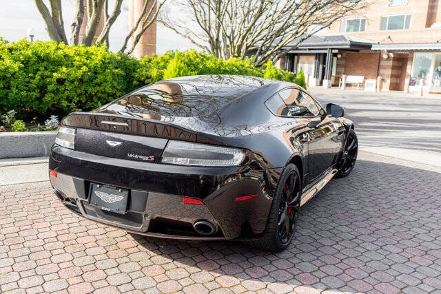 2015 Aston Martin V12 Vantage S 74