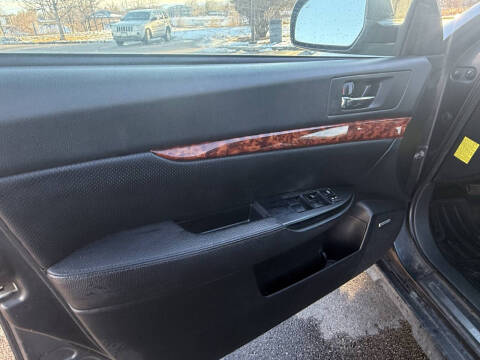 2011 Subaru Outback 2.5i Limited