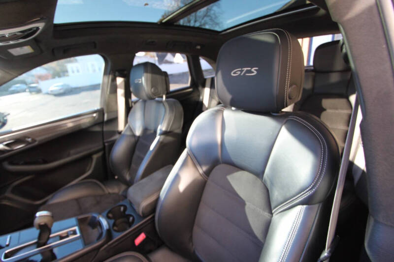 2023 Porsche Macan GTS