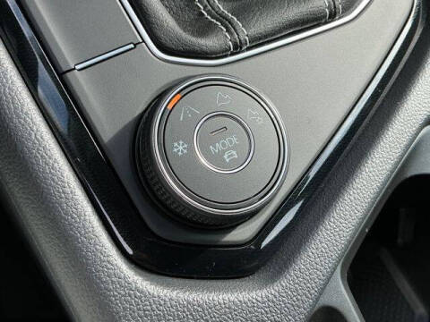 2025 Volkswagen Taos S 4Motion