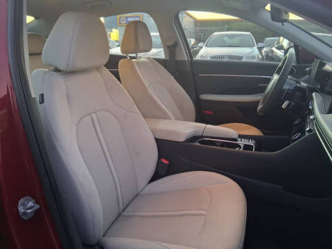 2025 Hyundai Sonata SEL