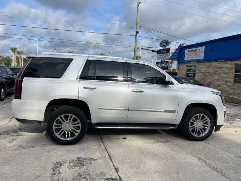 2017 Cadillac Escalade Standard