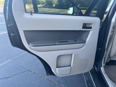 2011 Ford Escape XLT