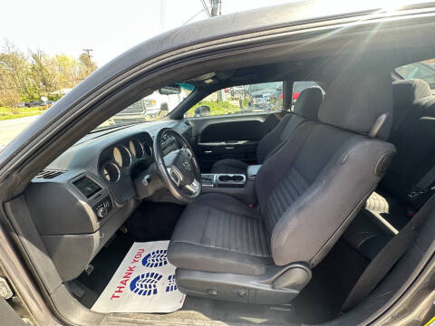 2013 Dodge Challenger SXT