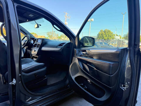 2017 Dodge Grand Caravan GT