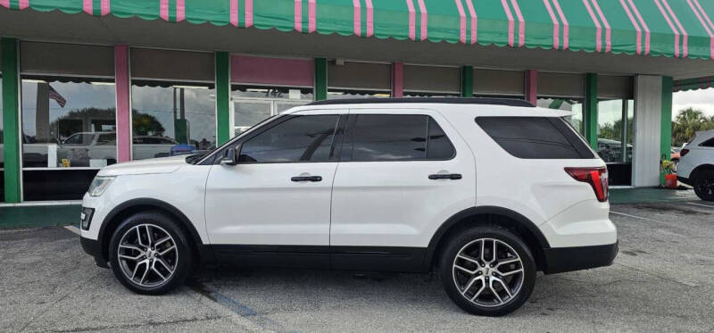 2017 Ford Explorer Sport
