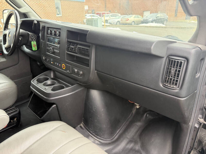2016 Chevrolet Express 2500
