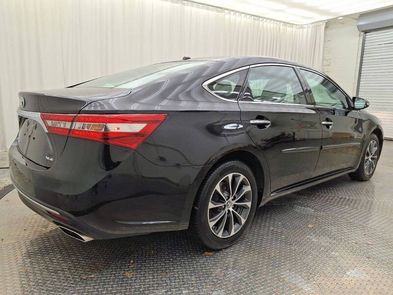 2017 Toyota Avalon XLE Premium