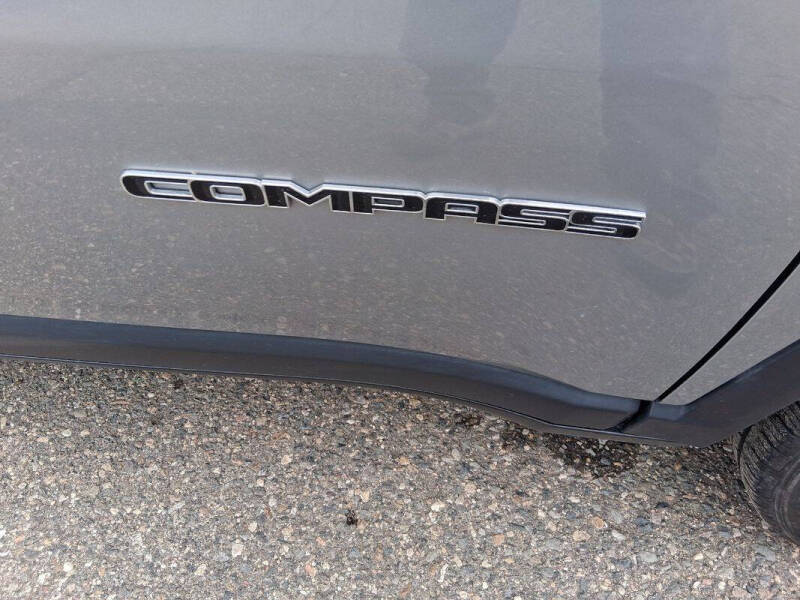 2022 Jeep Compass Latitude Lux