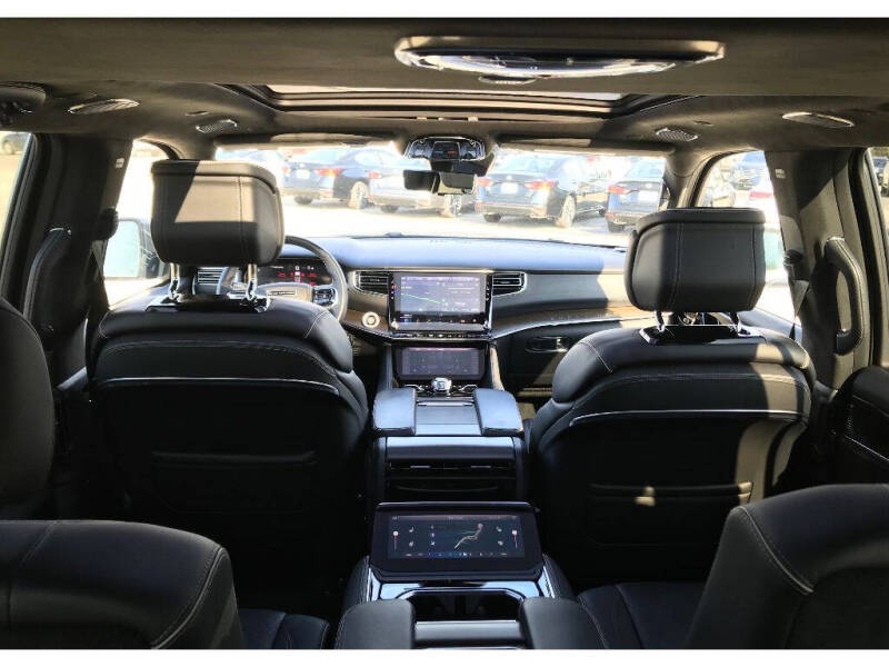 2023 Jeep Grand Wagoneer L