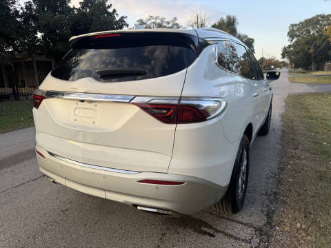 2022 Buick Enclave Essence