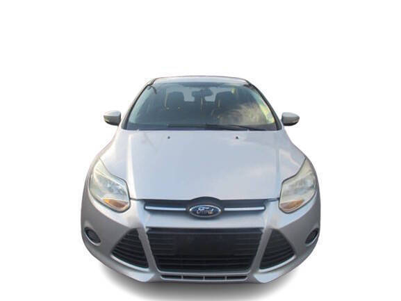 2014 Ford Focus SE's photo