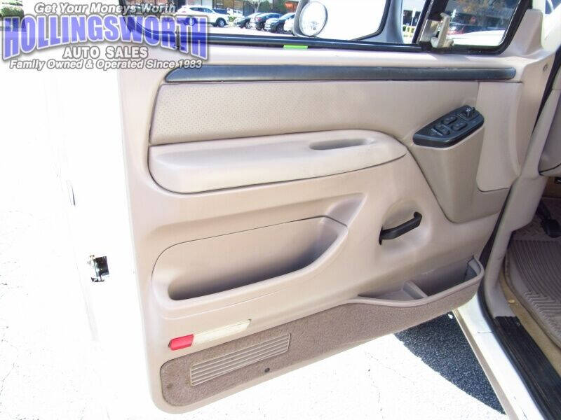 1993 Ford Bronco XLT