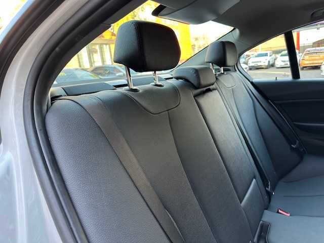 2018 BMW 3 Series 320i xDrive