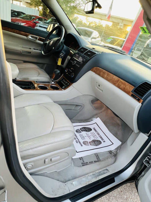 2008 Saturn Outlook XR