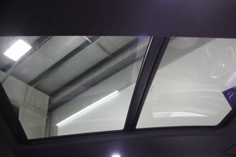 2024 Volkswagen Atlas Cross Sport SEL Premium R-Line 4Motion