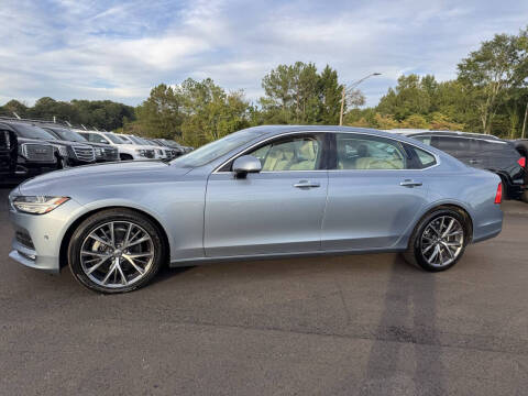 2018 Volvo S90 T5 Momentum