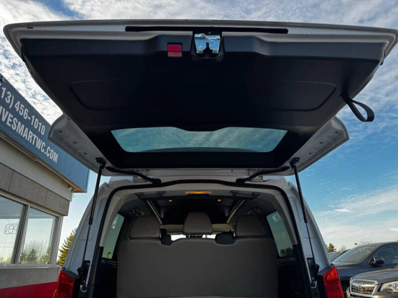 2017 Mercedes-Benz Metris