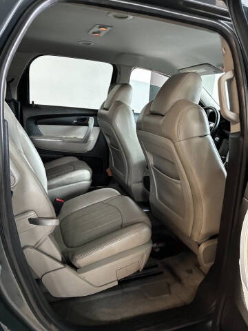 2011 GMC Acadia SLT-2