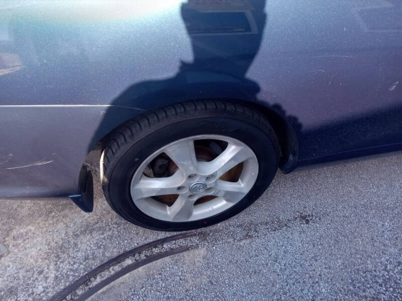 Image of 2005 Toyota Camry Solara SLE V6