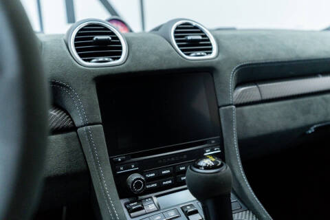 2024 Porsche 718 Cayman GT4 RS