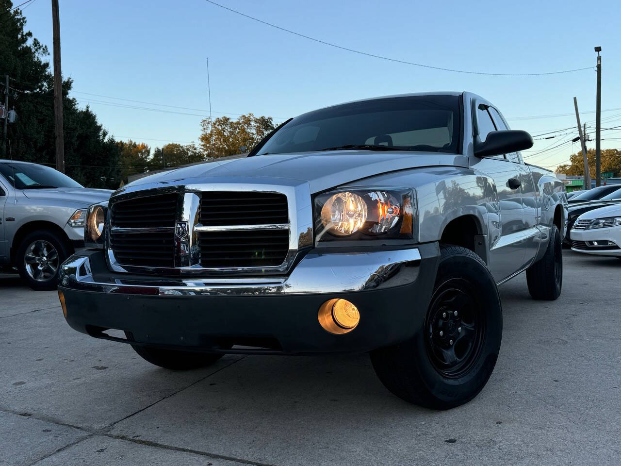 2007 Dodge Dakota for sale at Tier 1 Auto Sales in Gainesville, GA