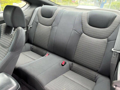 2013 Hyundai Genesis Coupe 2.0T