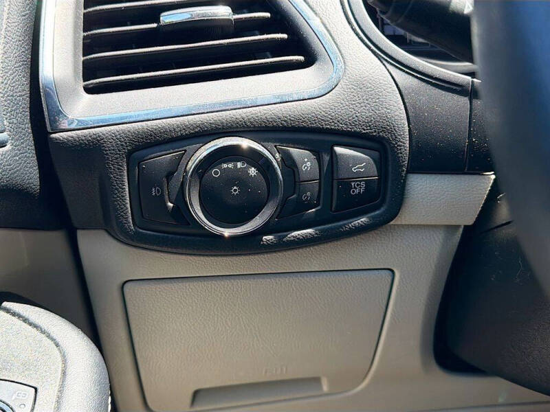 2023 Ford Edge Titanium