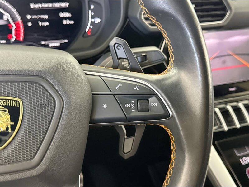 2020 Lamborghini Urus