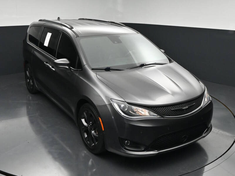 2019 Chrysler Pacifica Touring L Plus