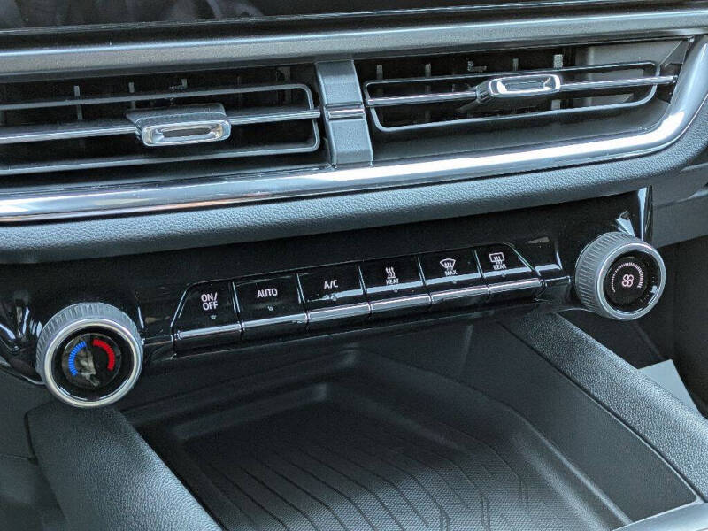 2026 Chevrolet Equinox EV LT 1