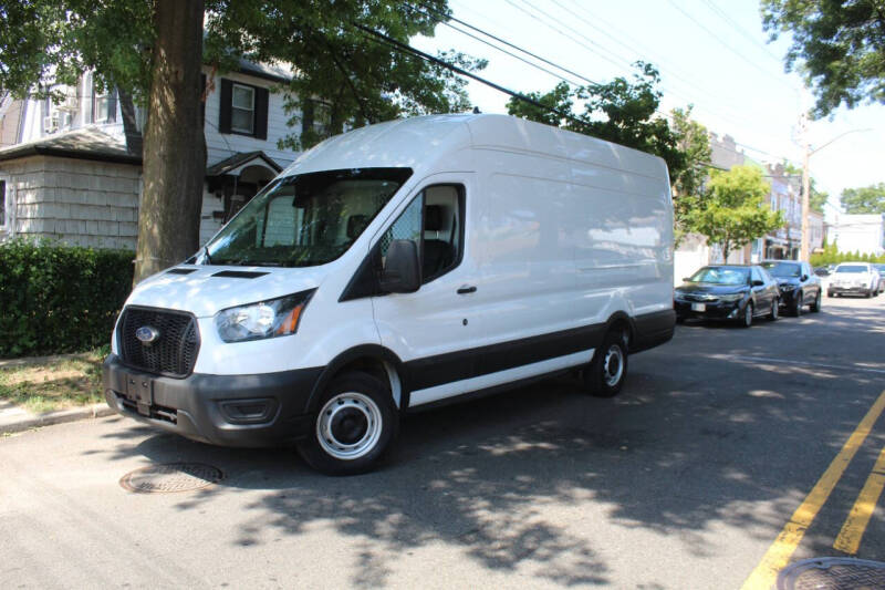 2022 Ford Transit Van Base's photo
