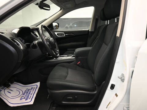 2017 Nissan Pathfinder