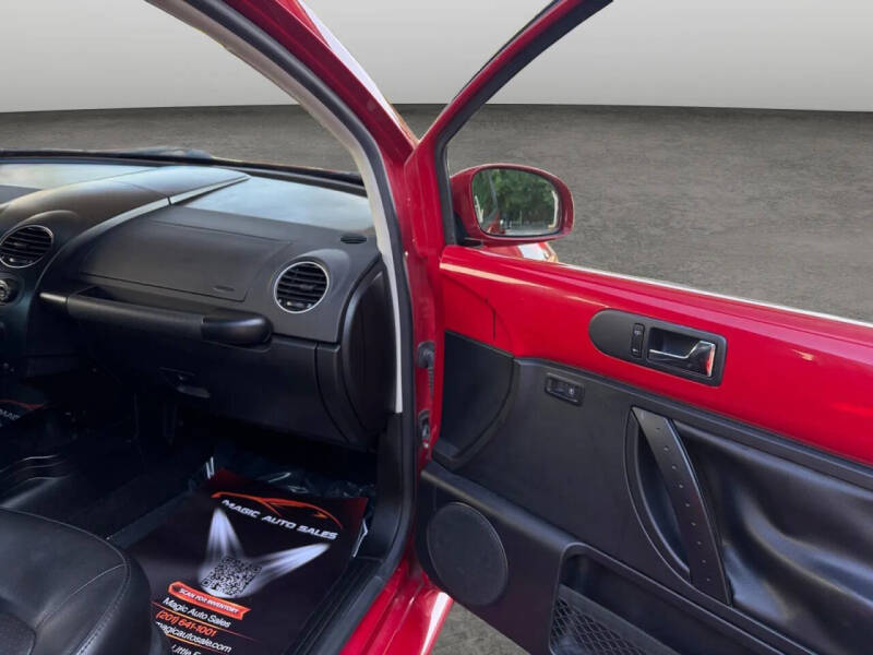 2009 Volkswagen New Beetle