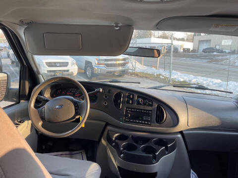 2007 Ford E-Series E-350 SD XLT