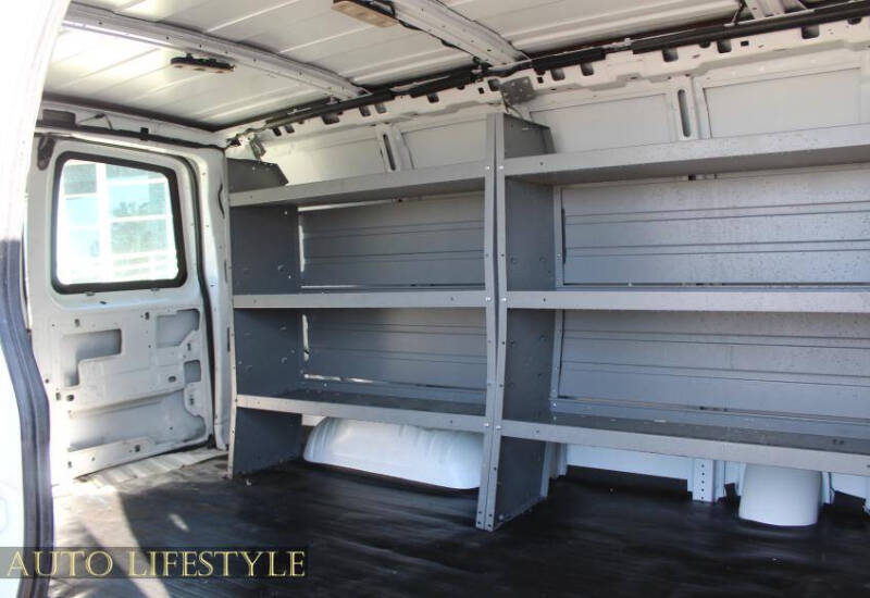 2023 Chevrolet Express 2500