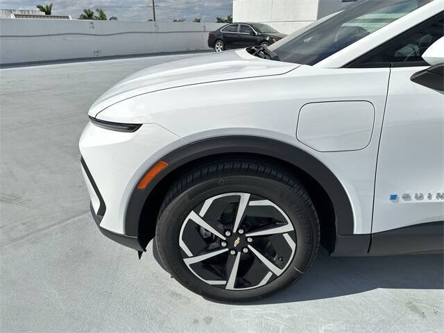 2026 Chevrolet Equinox EV LT 1