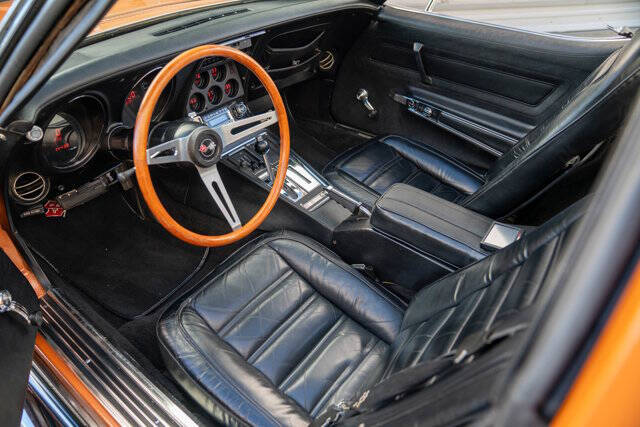 1972 Chevrolet Corvette 15