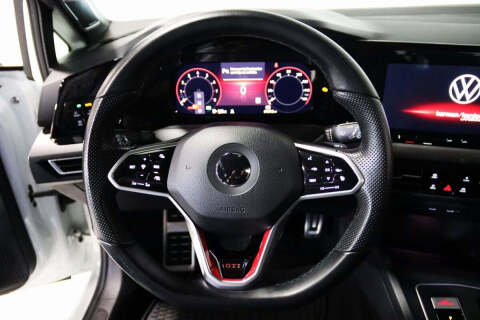 2022 Volkswagen Golf GTI SE