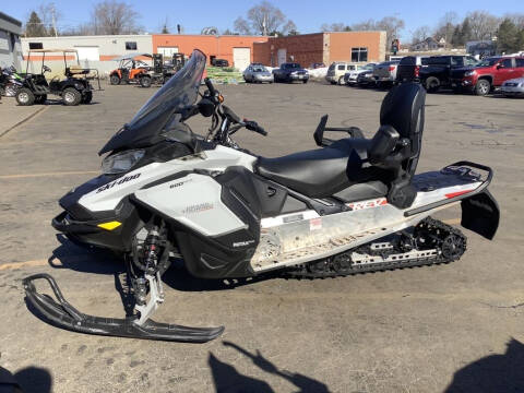 2020 Ski-Doo Grand Touring Sport Rotax®