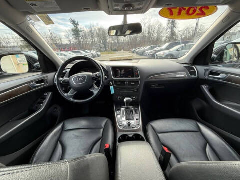 2017 Audi Q5 2.0T quattro Premium